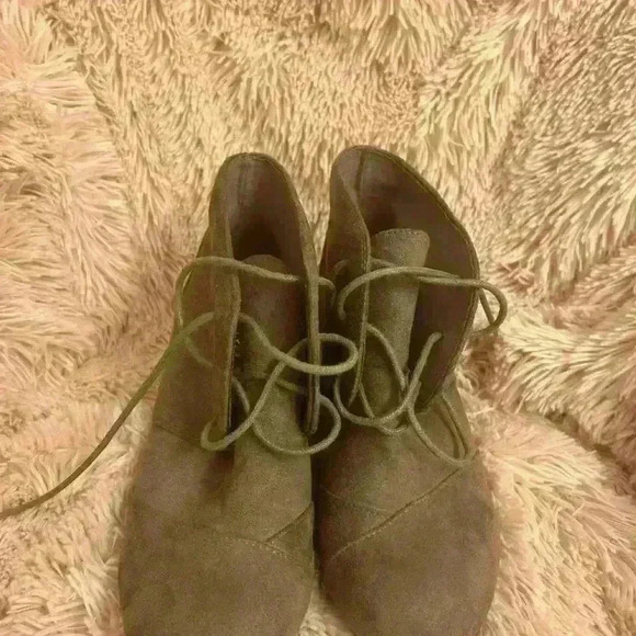 Free Reign Booties, Woman's 8 - Picture 3 of 3